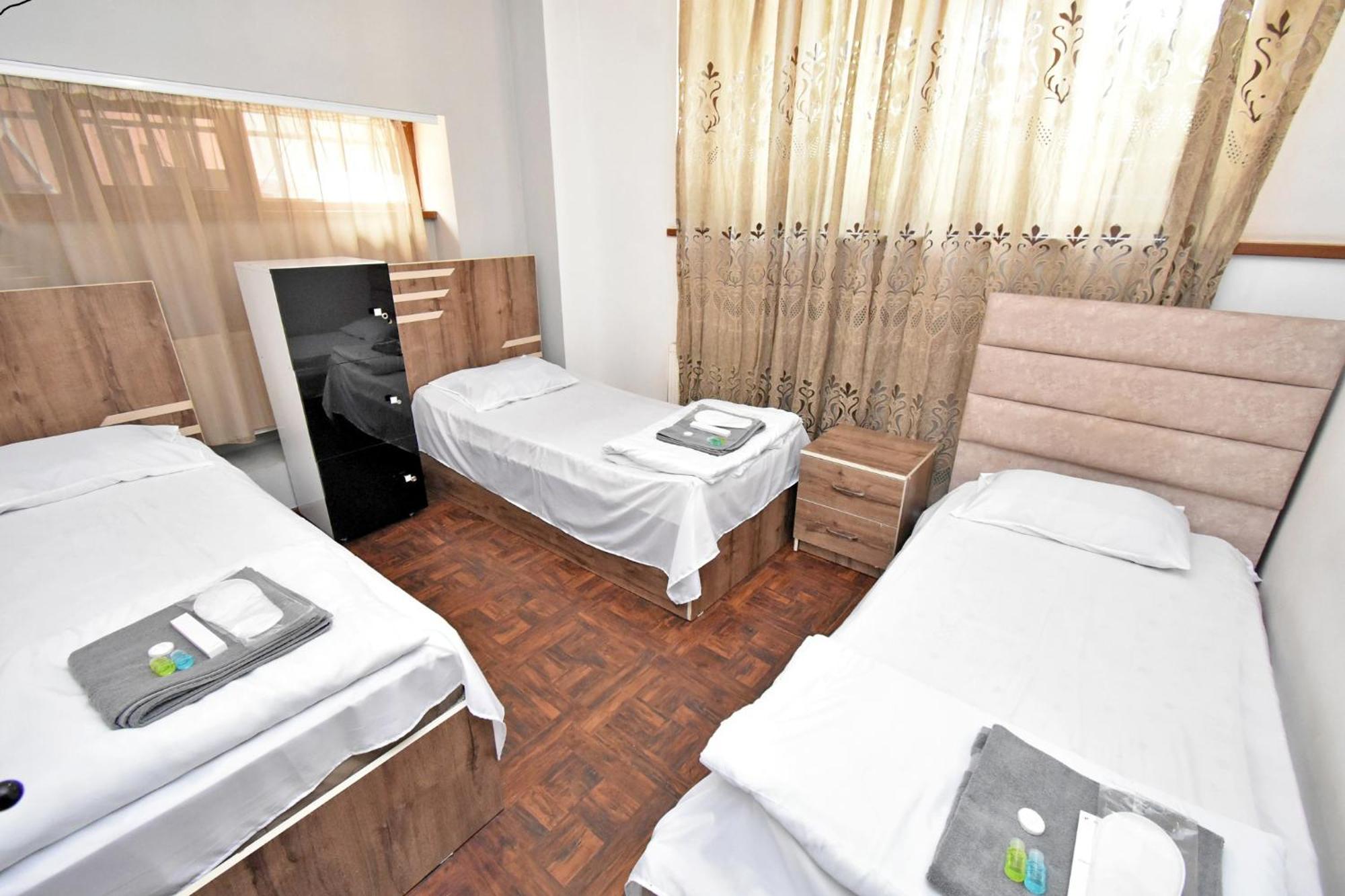 A&S Hotel Jerevan Exteriör bild
